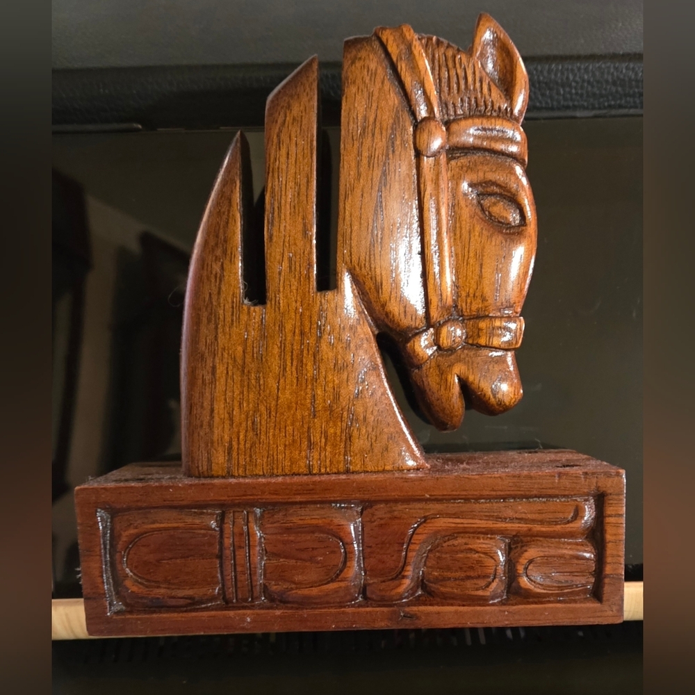 Honduras Hand Crafted Wood Equestrian  Horse Desk Caddy